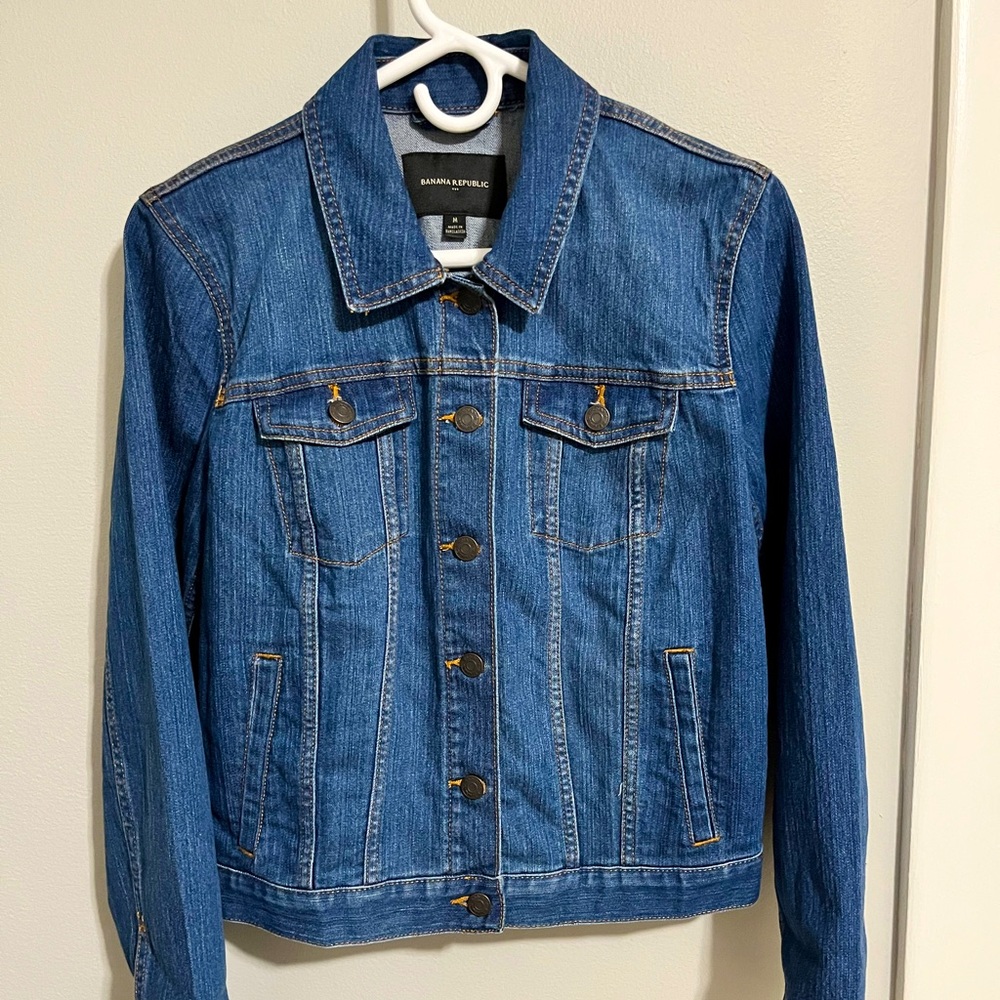 Banana Republic classic jean jacket